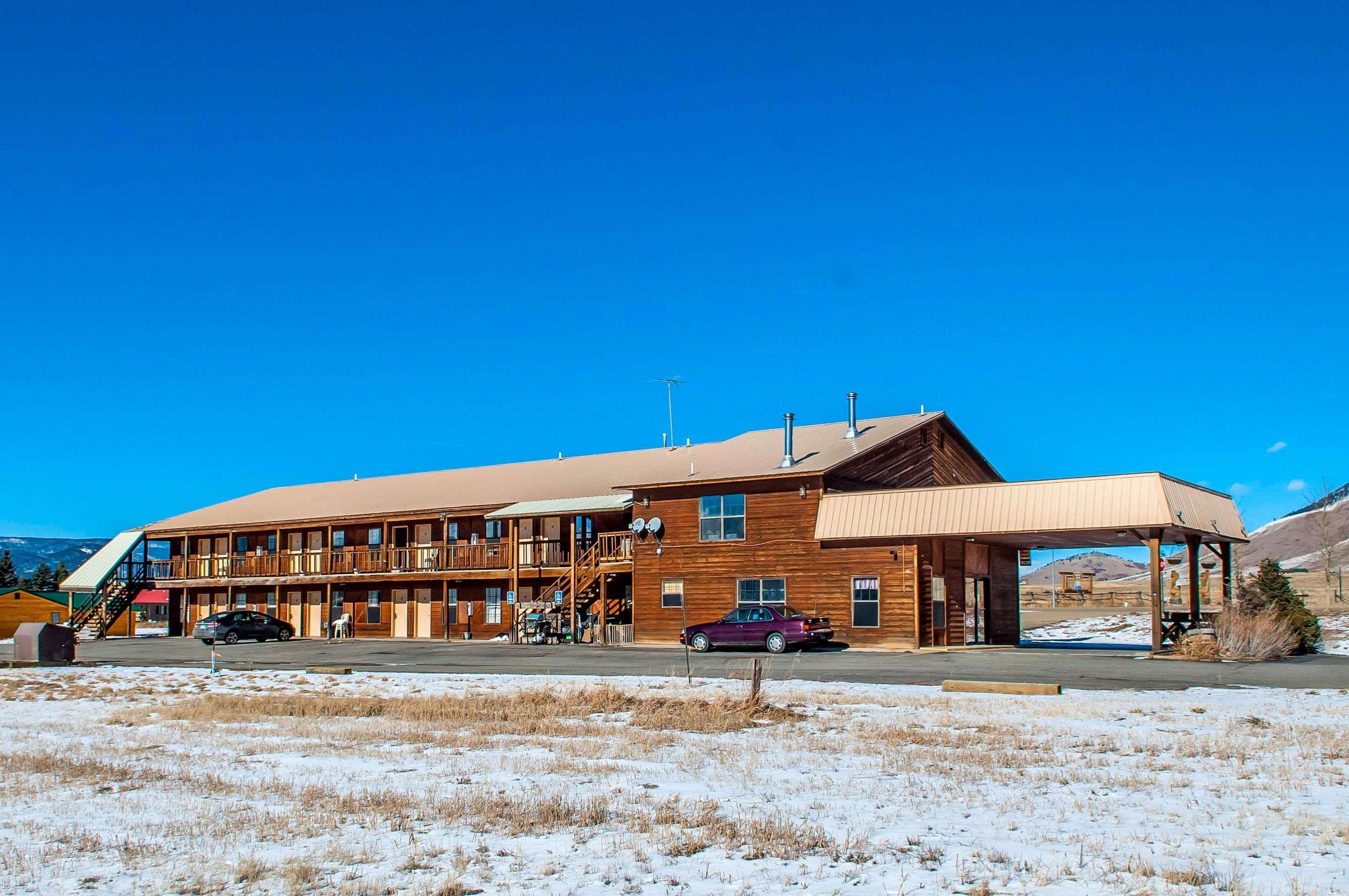 Econo Lodge Eagle Nest Kültér fotó